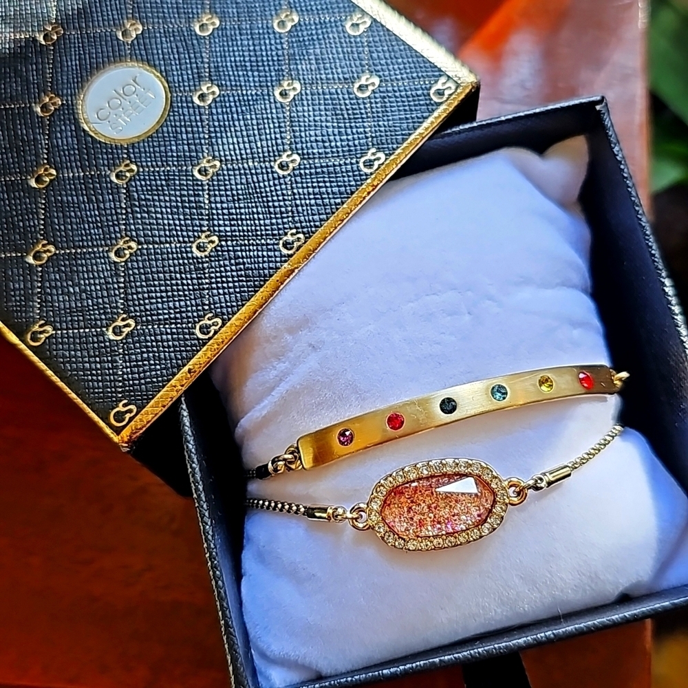 2019 Limited Edition Color Street Stylist Bracelets Set of 2